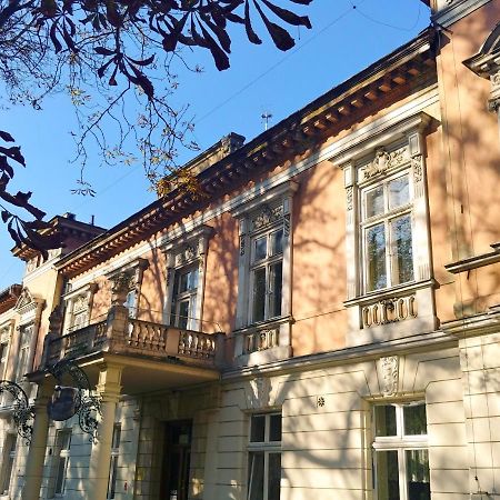 Linat Orchim Dom Goscinny Лодзь Экстерьер фото